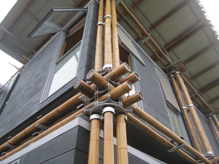 竹柱连接形式二-钢构件连接