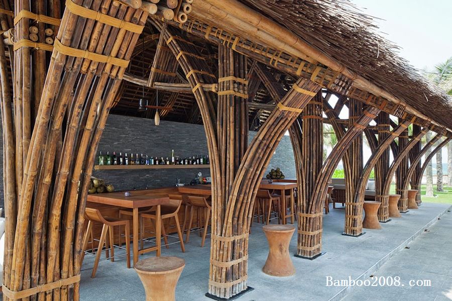 越南：纳曼度假村海滨竹建筑酒吧