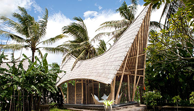 传统竹房子与异型竹房子的区别是什么？ 设计+建造找四川境道原竹
